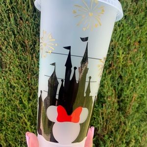 Starbucks reusable cup